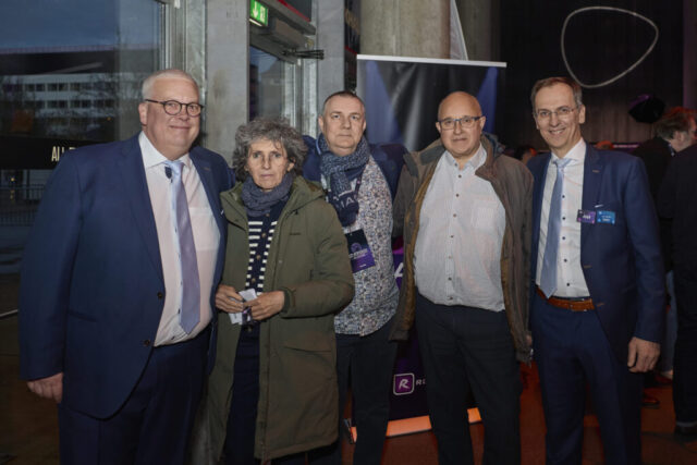 ((c) E Devillet) Rcarré 25 ans-107