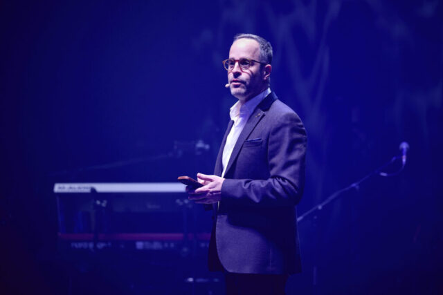 ((c) E Devillet) Rcarré 25 ans-11