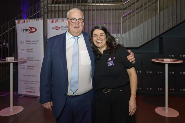 ((c) E Devillet) Rcarré 25 ans-21