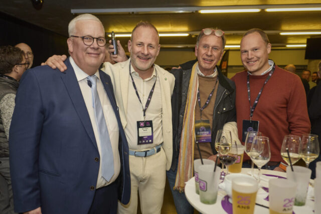 ((c) E Devillet) Rcarré 25 ans-220