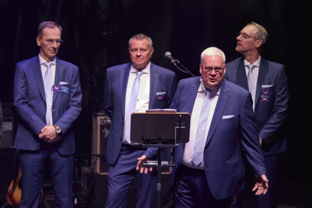 ((c) E Devillet) Rcarré 25 ans-275