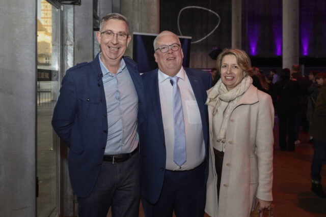 ((c) E Devillet) Rcarré 25 ans-43