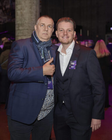 ((c) E Devillet) Rcarré 25 ans-53