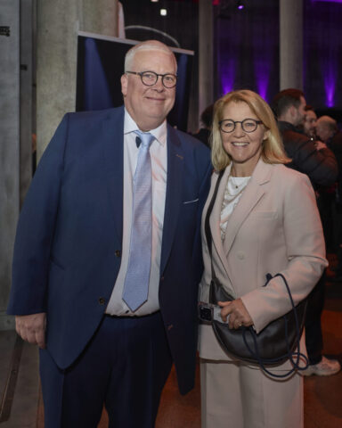 ((c) E Devillet) Rcarré 25 ans-56